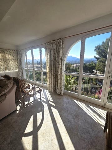 5 Zimmer Villa zu verkaufen in Albir, Alfaz del Pi / L'Alfàs del Pi mit Pool Garage - 550.000 € (Ref: 9013531)