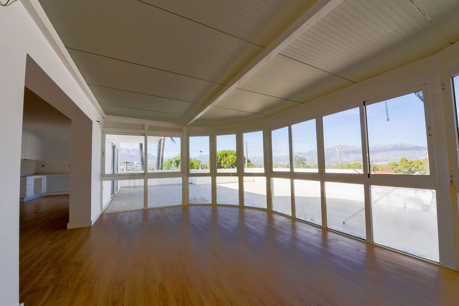 Chalet de 5 habitaciones en Albir en venta con piscina garaje - 795.000 € (Ref: 9028746)