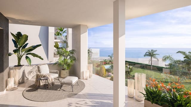 3 soverom Leilighet til salgs i Las Gaviotas  - Carvajal, Fuengirola med svømmebasseng garasje - € 665 000 (Ref: 9028886)