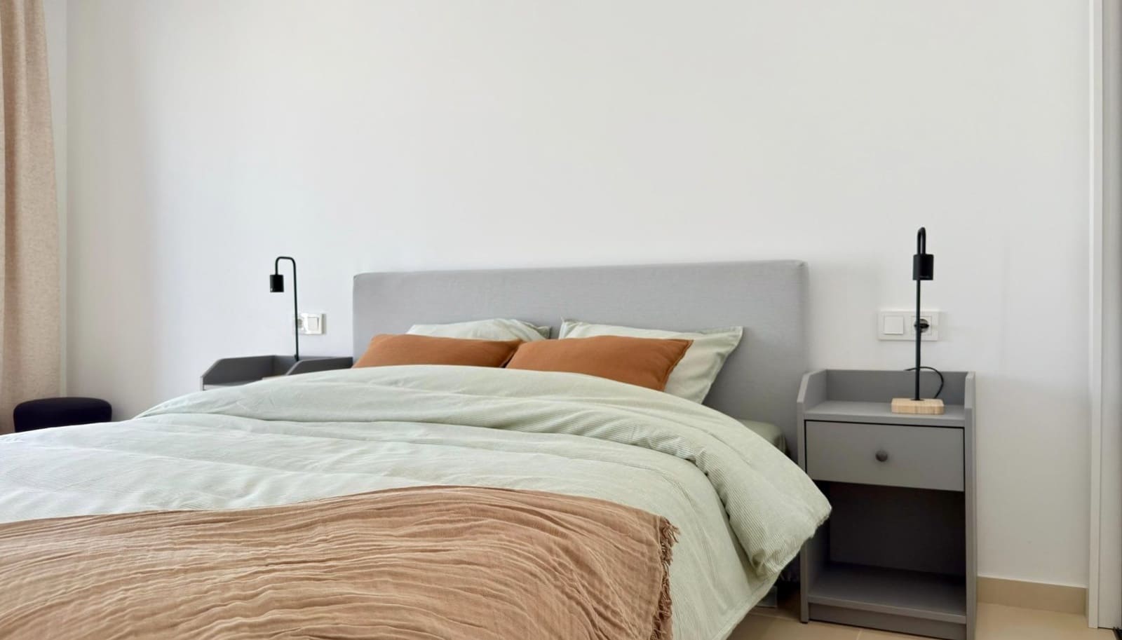 2 slaapkamer Villa te huur in Finestrat met zwembad garage - € 1.890 (Ref: 9060081)