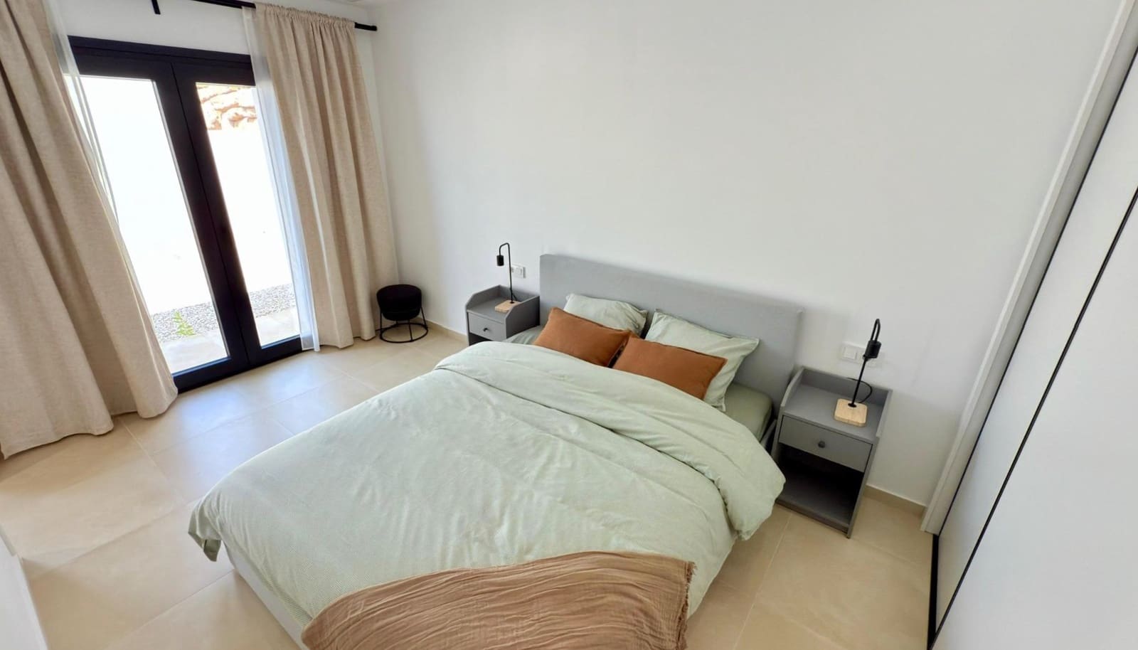 2 slaapkamer Villa te huur in Finestrat met zwembad garage - € 1.890 (Ref: 9060081)