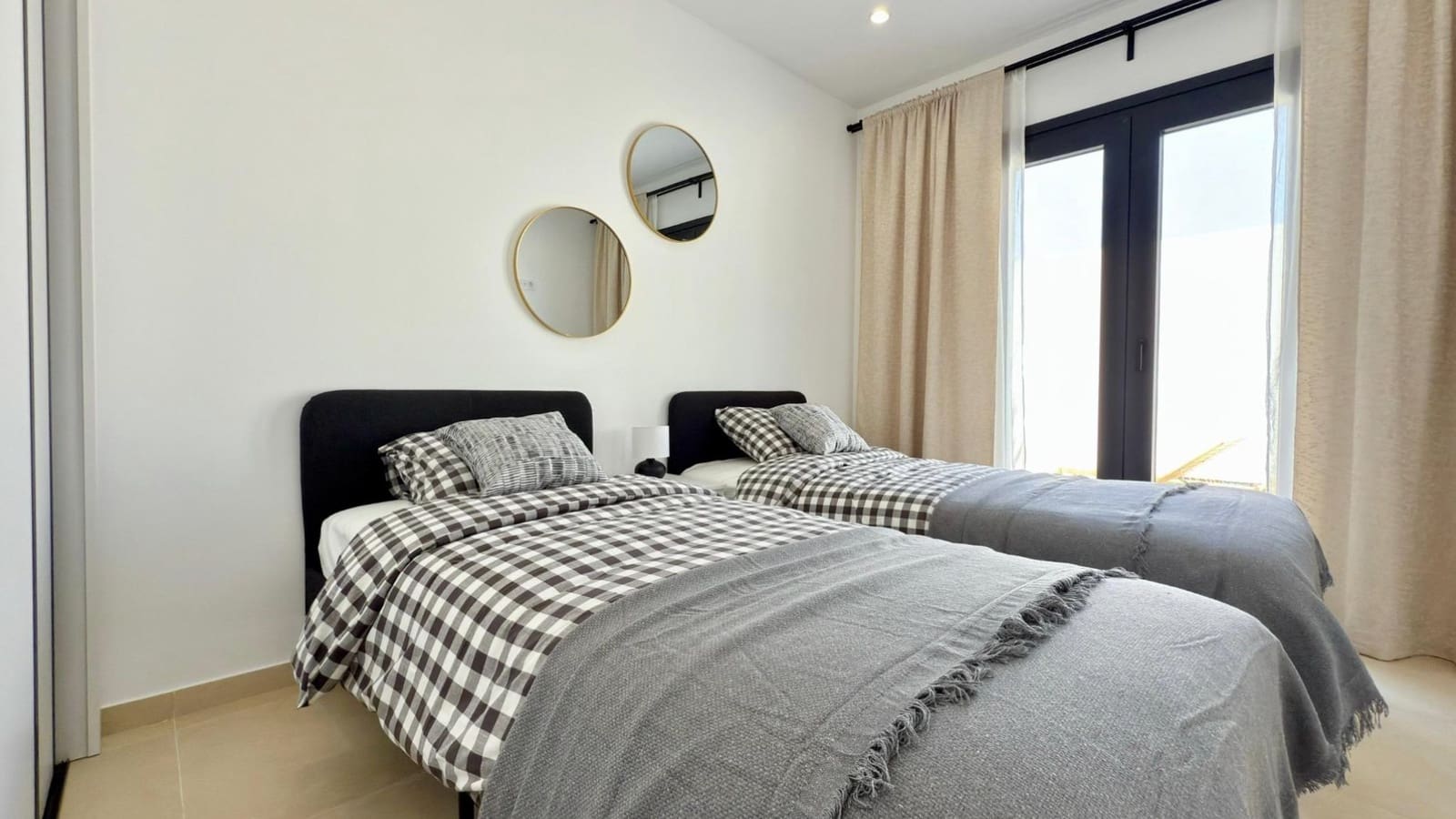 2 slaapkamer Villa te huur in Finestrat met zwembad garage - € 1.890 (Ref: 9060081)