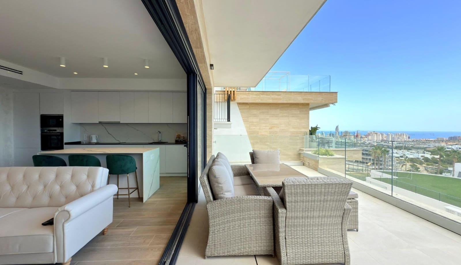 2 sovrum Lägenhet att hyra i Finestrat med pool - 1 900 € (Ref: 9129505)