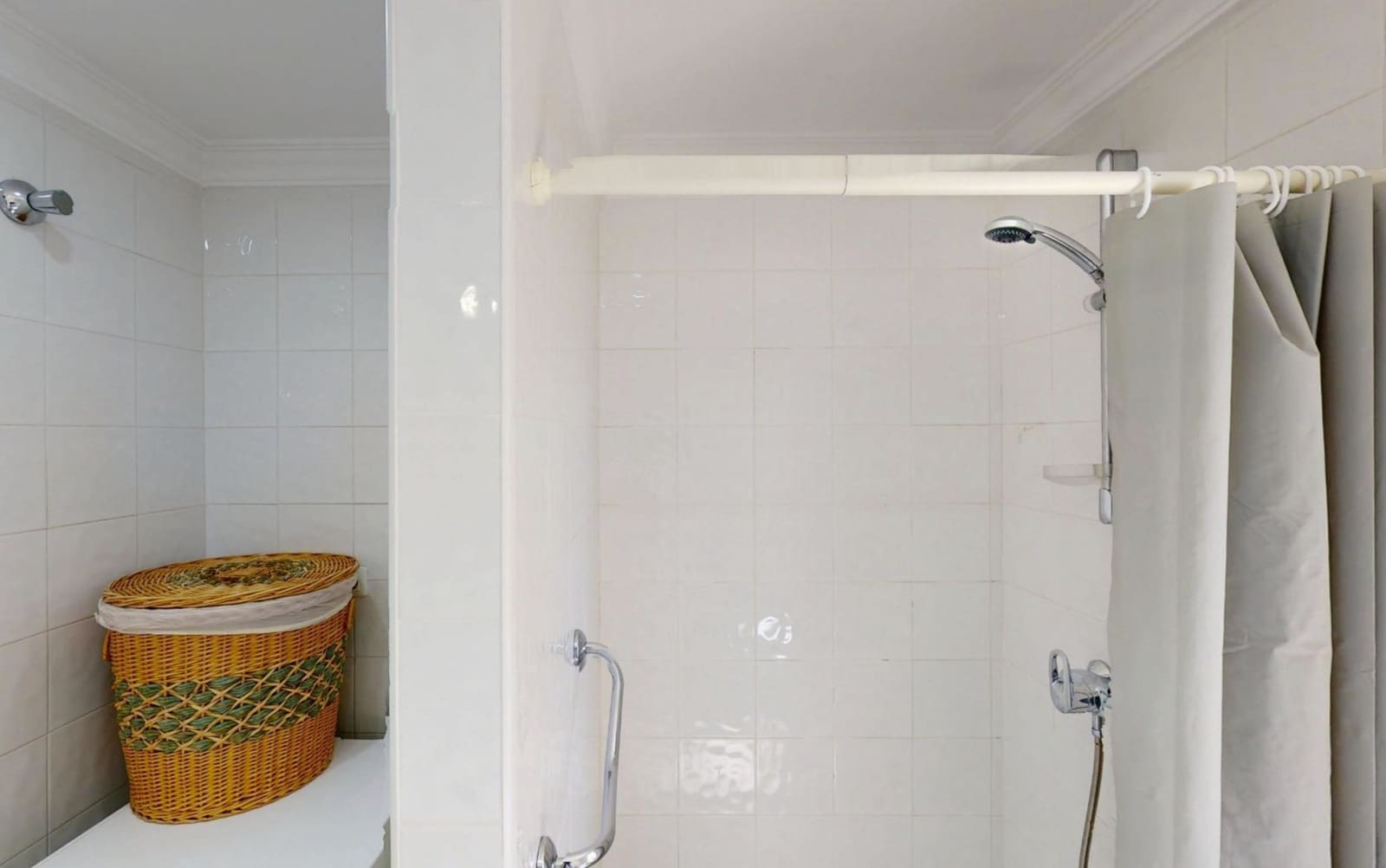 3 soveværelse Villa til salg i Oliva med swimmingpool garage - € 385.000 (Ref: 9131532)