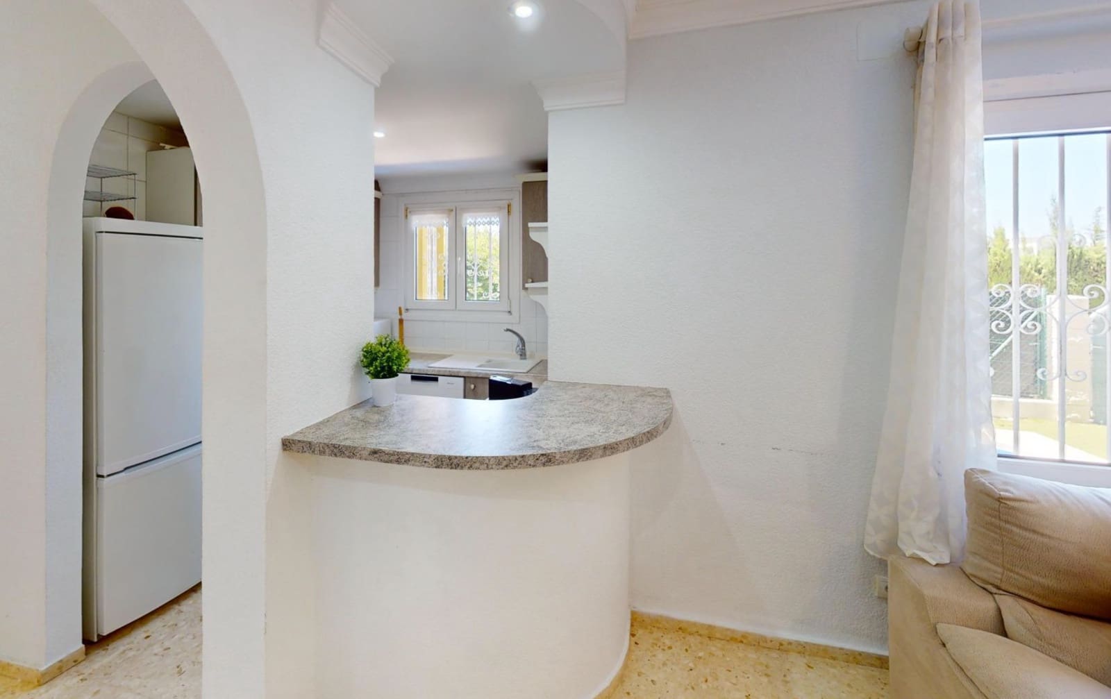 3 soveværelse Villa til salg i Oliva med swimmingpool garage - € 385.000 (Ref: 9131532)