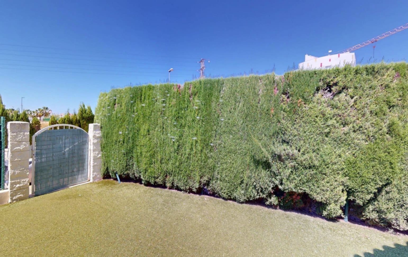 3 soveværelse Villa til salg i Oliva med swimmingpool garage - € 385.000 (Ref: 9131532)