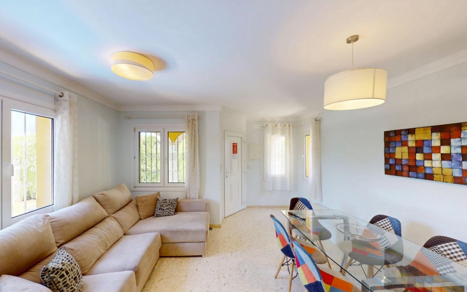 3 soveværelse Villa til salg i Oliva med swimmingpool garage - € 385.000 (Ref: 9131532)