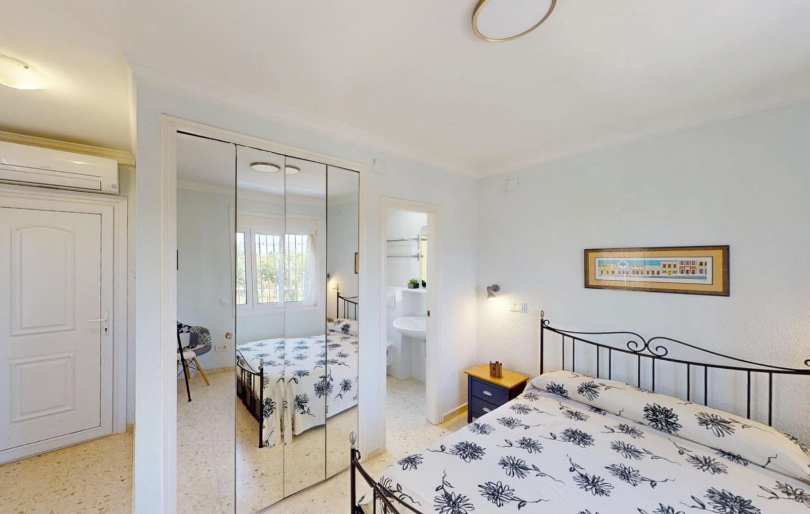 3 soveværelse Villa til salg i Oliva med swimmingpool garage - € 385.000 (Ref: 9131532)