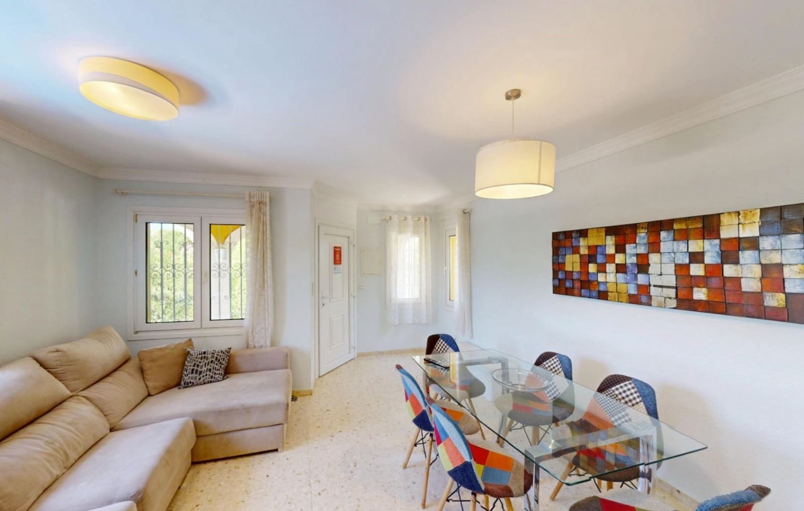 3 soveværelse Villa til salg i Oliva med swimmingpool garage - € 385.000 (Ref: 9131532)