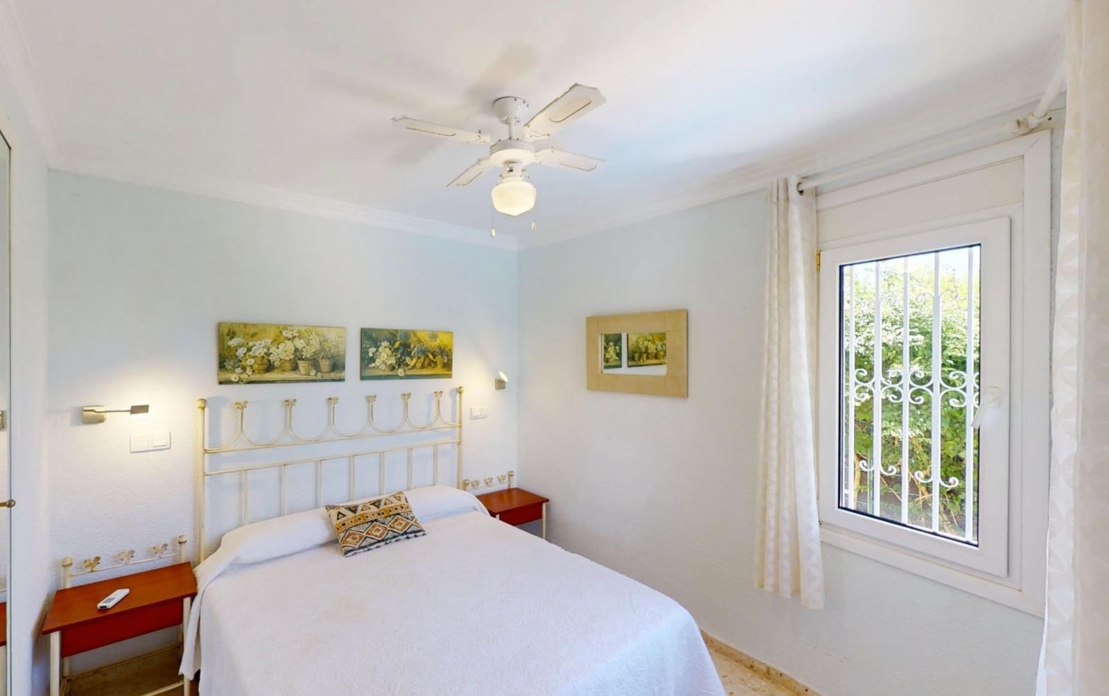 3 soveværelse Villa til salg i Oliva med swimmingpool garage - € 385.000 (Ref: 9131532)