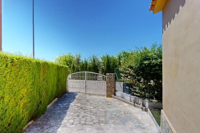 3 slaapkamer Villa te koop in Oliva Nova, Oliva met zwembad garage - € 385.000 (Ref: 9131532)