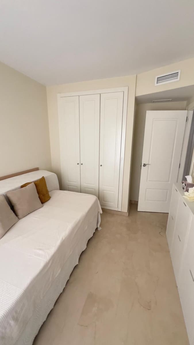 2 soverom Leilighet til salgs i Finestrat med svømmebasseng garasje - € 350 000 (Ref: 9131877)