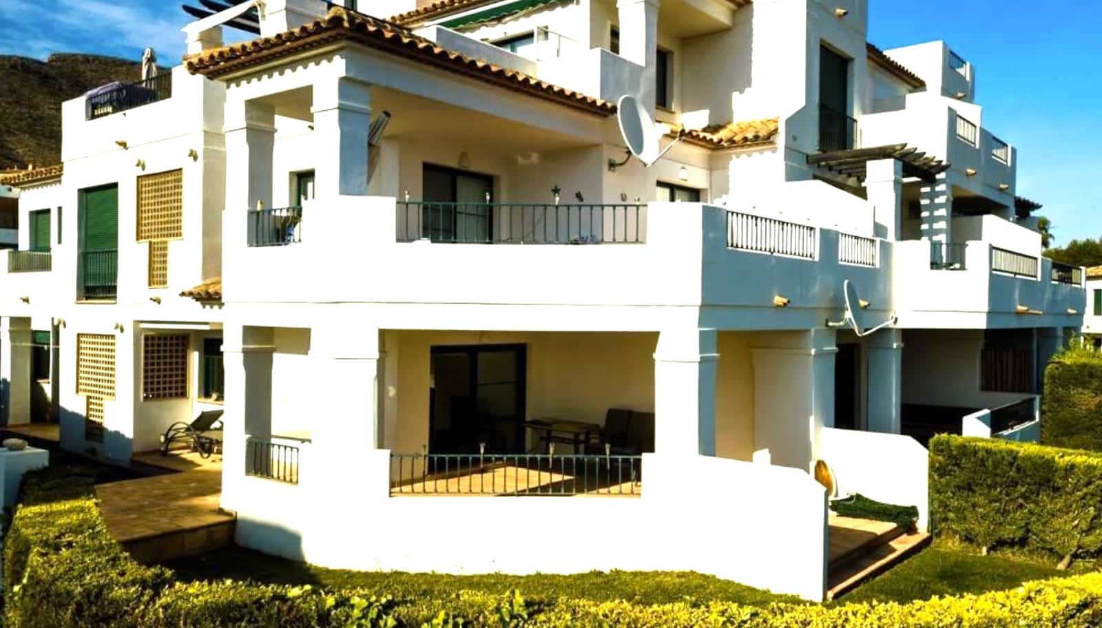 2 soverom Leilighet til salgs i Finestrat med svømmebasseng garasje - € 350 000 (Ref: 9131877)