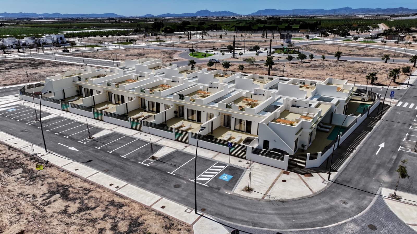 3 bedroom Villa for sale in Roldan with pool - € 332,900 (Ref: 9136488)