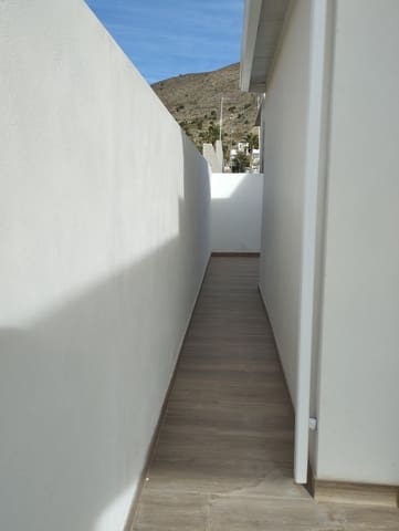 5 bedroom Villa for sale in Fortuna - € 295,000 (Ref: 9136527)