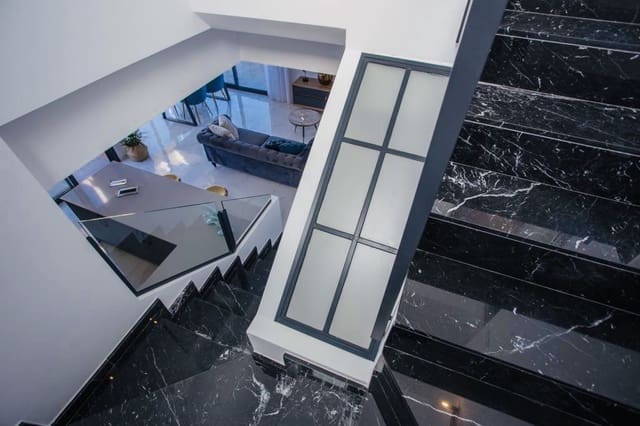 3 sypialnia Willa na sprzedaż w Los Montesinos z basenem - 328 900 € (Ref: 9136563)