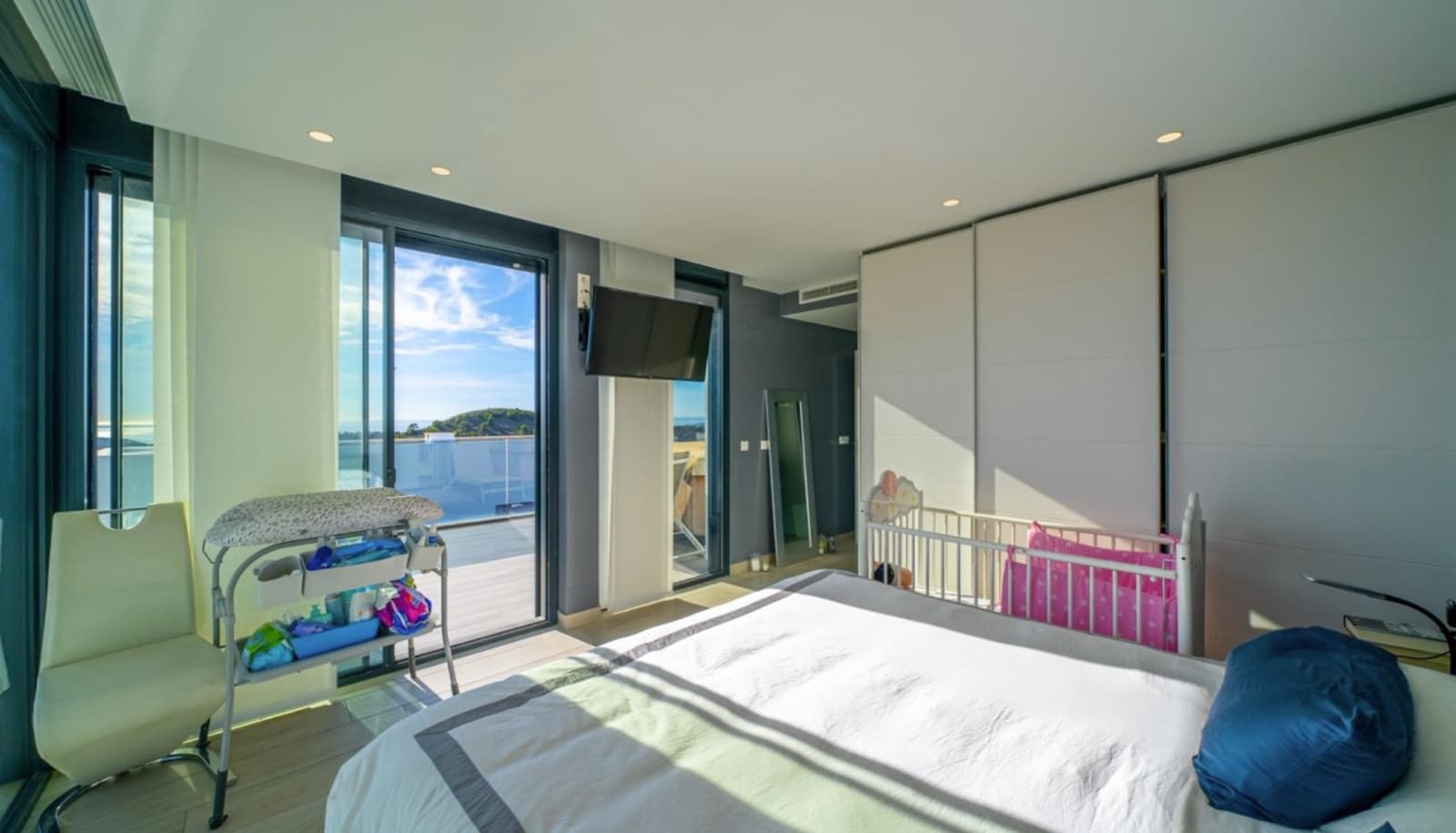 Chalet de 4 habitaciones en Finestrat en venta con garaje - 940.000 € (Ref: 9150988)