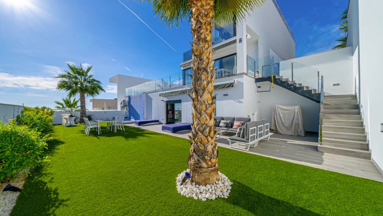 Chalet de 4 habitaciones en Finestrat en venta con garaje - 940.000 € (Ref: 9150988)