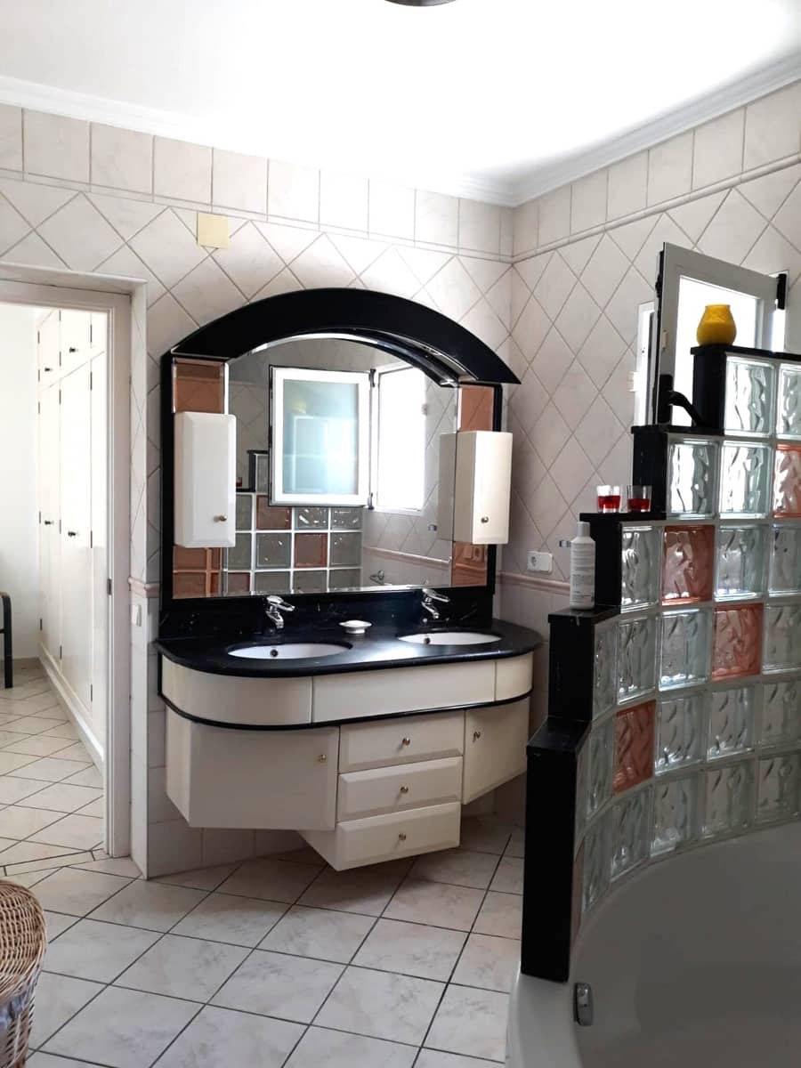 3 soveværelse Villa til salg i La Nucia med swimmingpool garage - € 640.000 (Ref: 9156292)