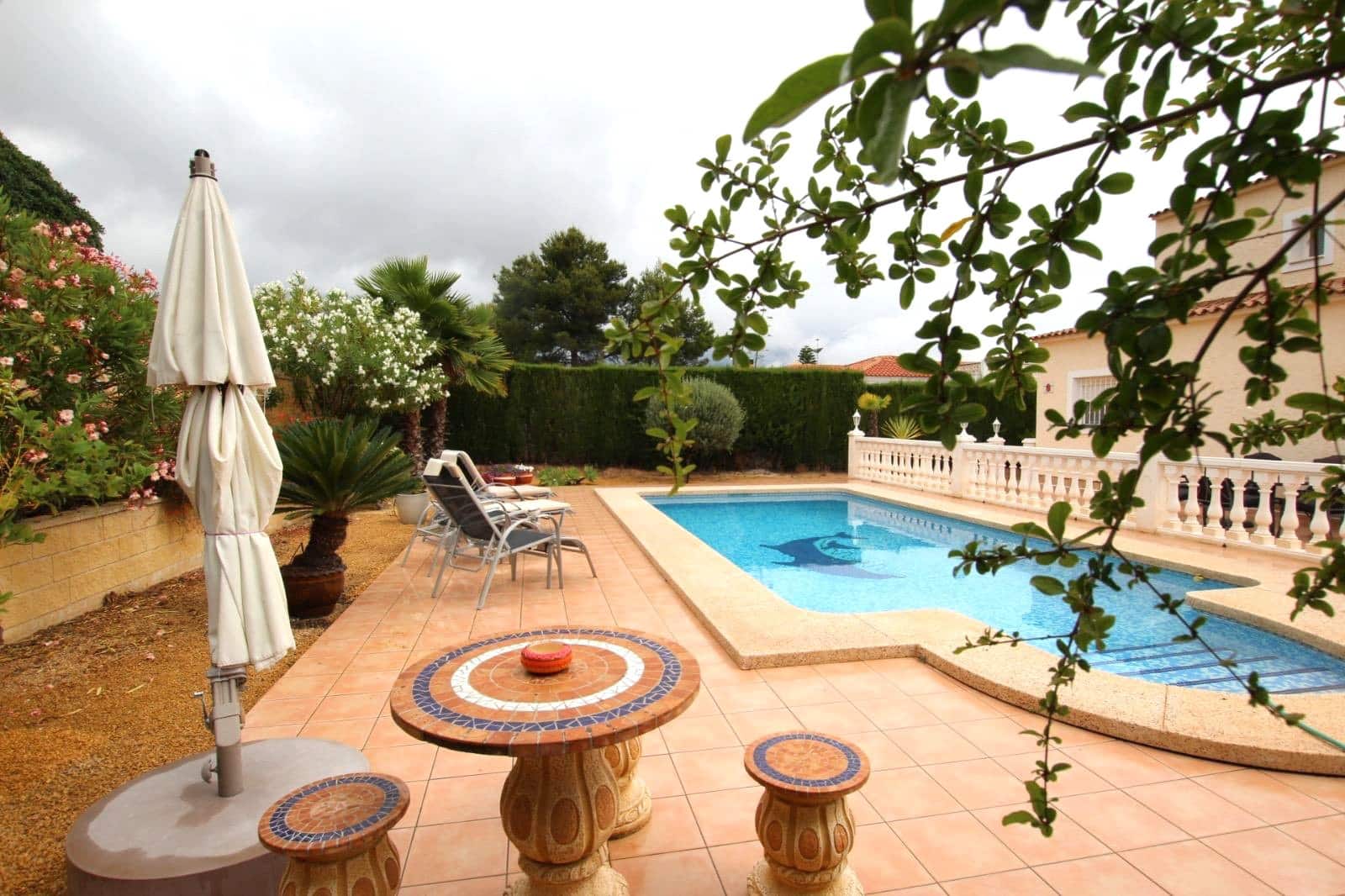 3 soveværelse Villa til salg i La Nucia med swimmingpool garage - € 640.000 (Ref: 9156292)