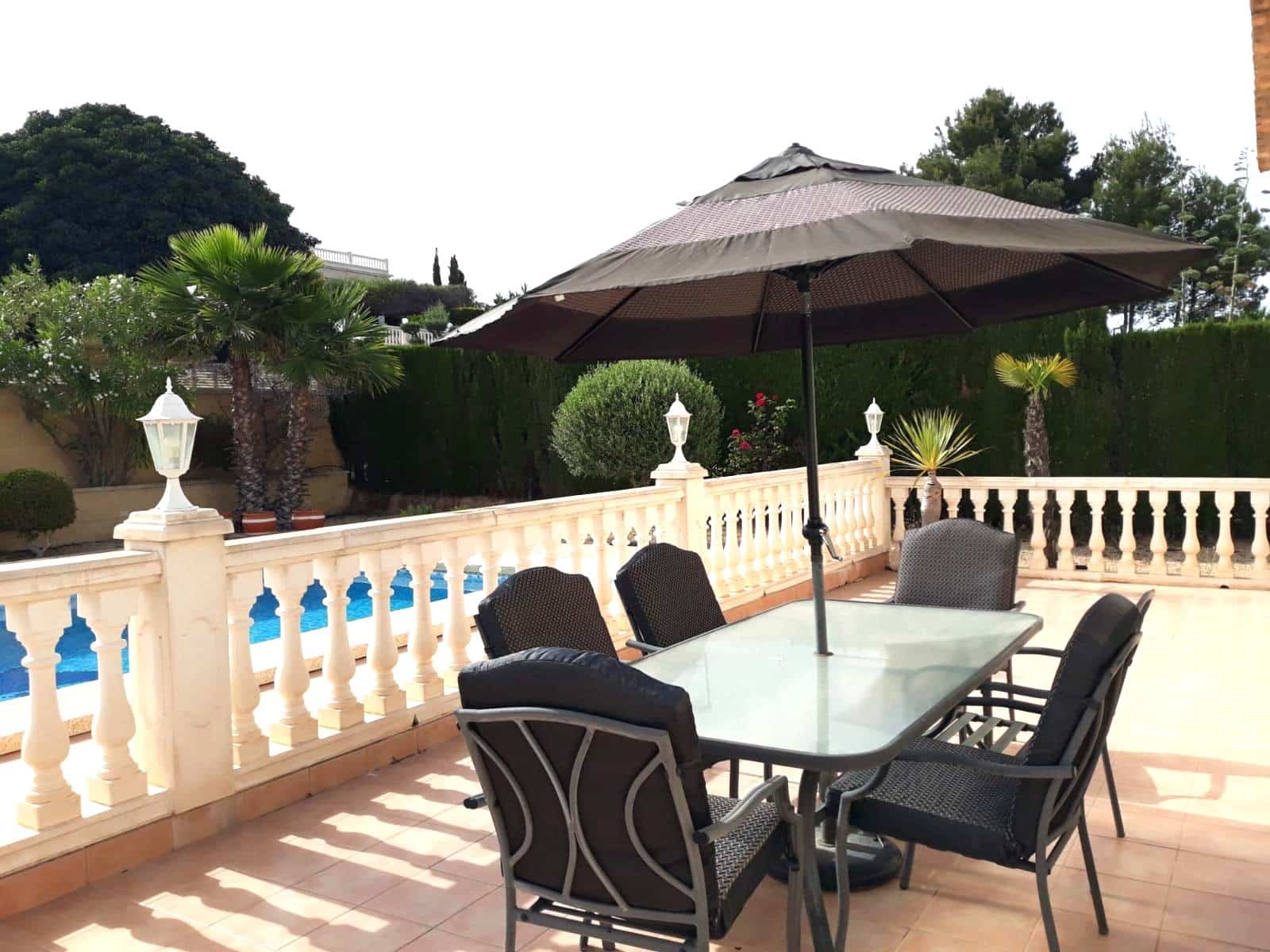 3 soveværelse Villa til salg i La Nucia med swimmingpool garage - € 640.000 (Ref: 9156292)