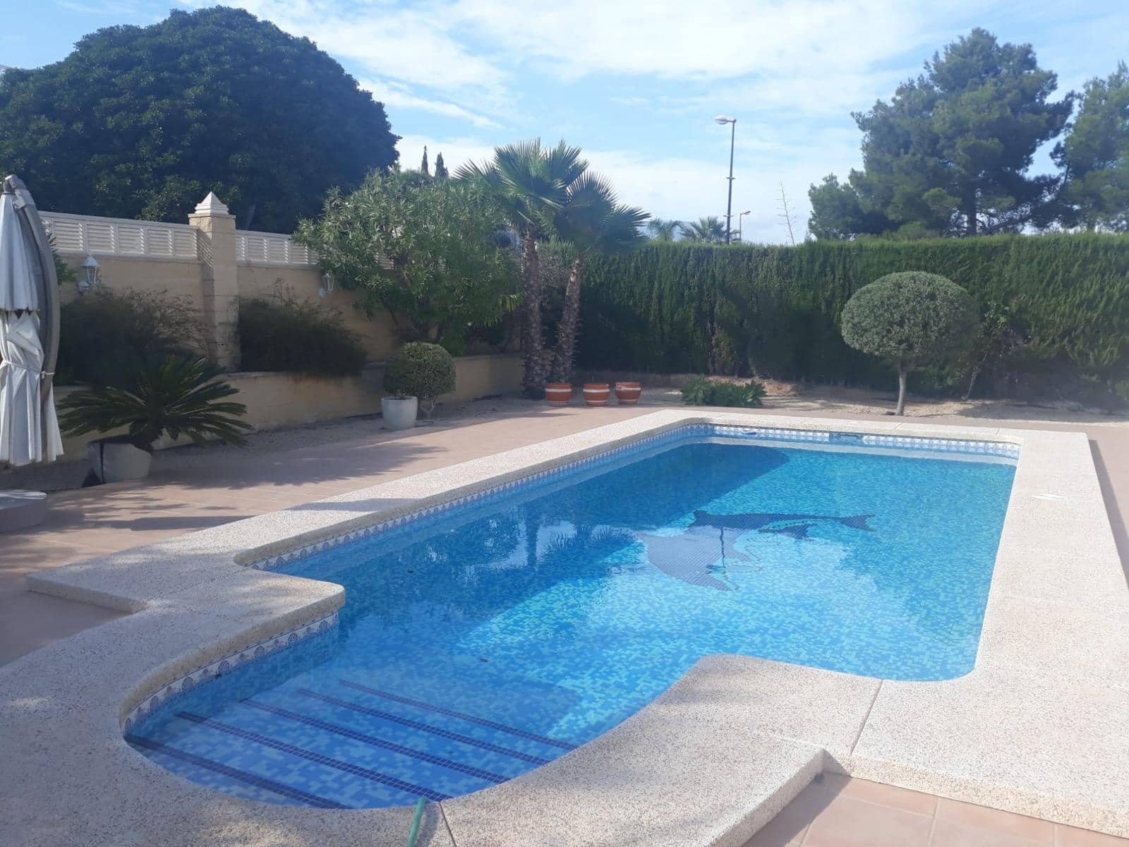 3 soveværelse Villa til salg i La Nucia med swimmingpool garage - € 640.000 (Ref: 9156292)