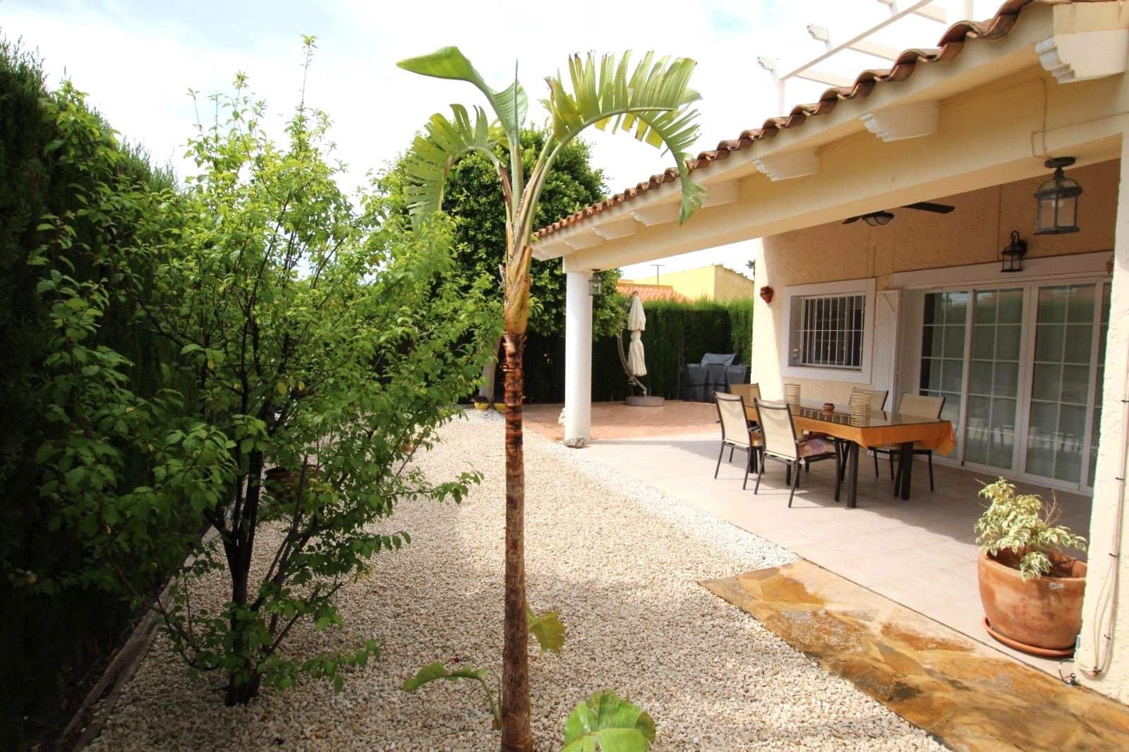 3 soveværelse Villa til salg i La Nucia med swimmingpool garage - € 640.000 (Ref: 9156292)