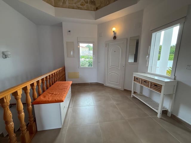 6 quarto Moradia para venda em El Tossal - Bello Horizonte  , La Nucia com piscina garagem - 890 000 € (Ref: 9156317)