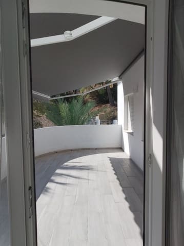4 Zimmer Villa zu verkaufen in Altea mit Pool Garage - 645.000 € (Ref: 9158637)