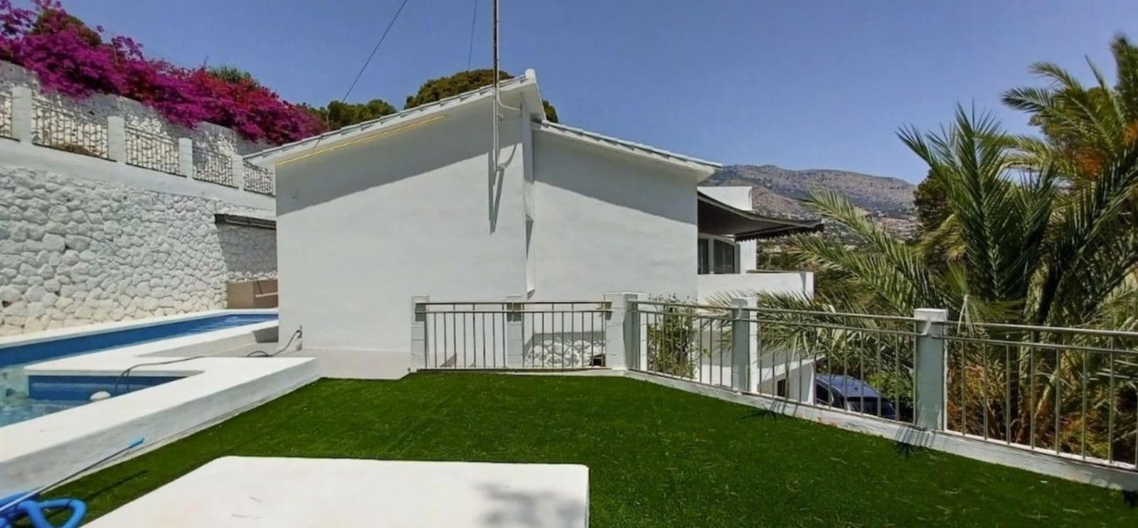 4 Zimmer Villa zu verkaufen in Altea mit Pool Garage - 645.000 € (Ref: 9158637)