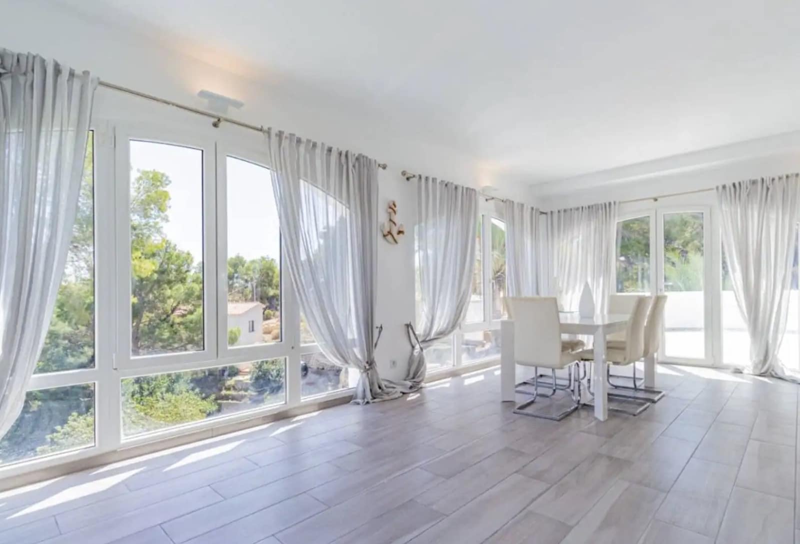 4 Zimmer Villa zu verkaufen in Altea mit Pool Garage - 645.000 € (Ref: 9158637)