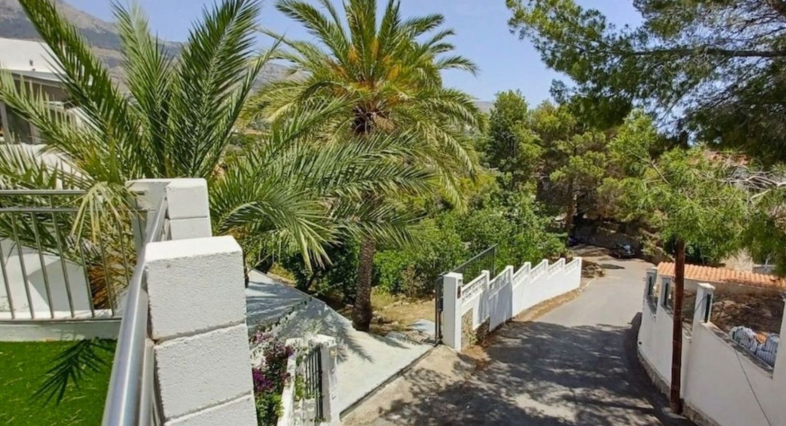 4 Zimmer Villa zu verkaufen in Altea mit Pool Garage - 645.000 € (Ref: 9158637)