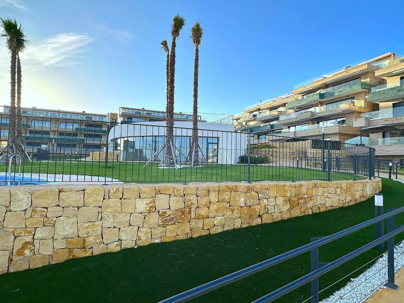 2 quarto Apartamento para arrendar em Finestrat com piscina garagem - 1 700 € (Ref: 9181493)