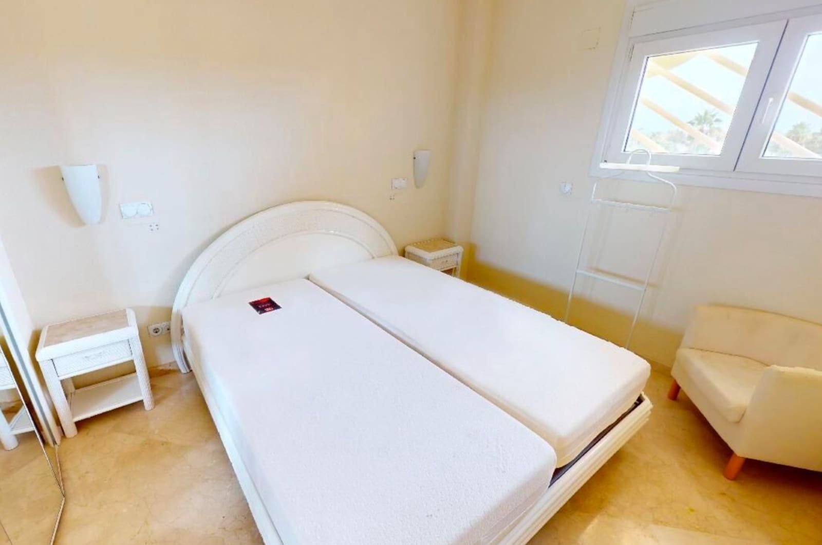 2 soveværelse Lejlighed til salg i Oliva med swimmingpool garage - € 325.000 (Ref: 9189311)