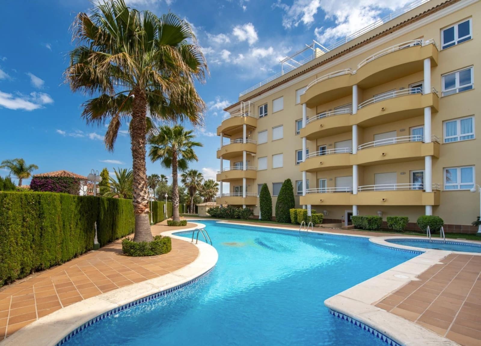 2 soveværelse Lejlighed til salg i Oliva med swimmingpool garage - € 325.000 (Ref: 9189311)