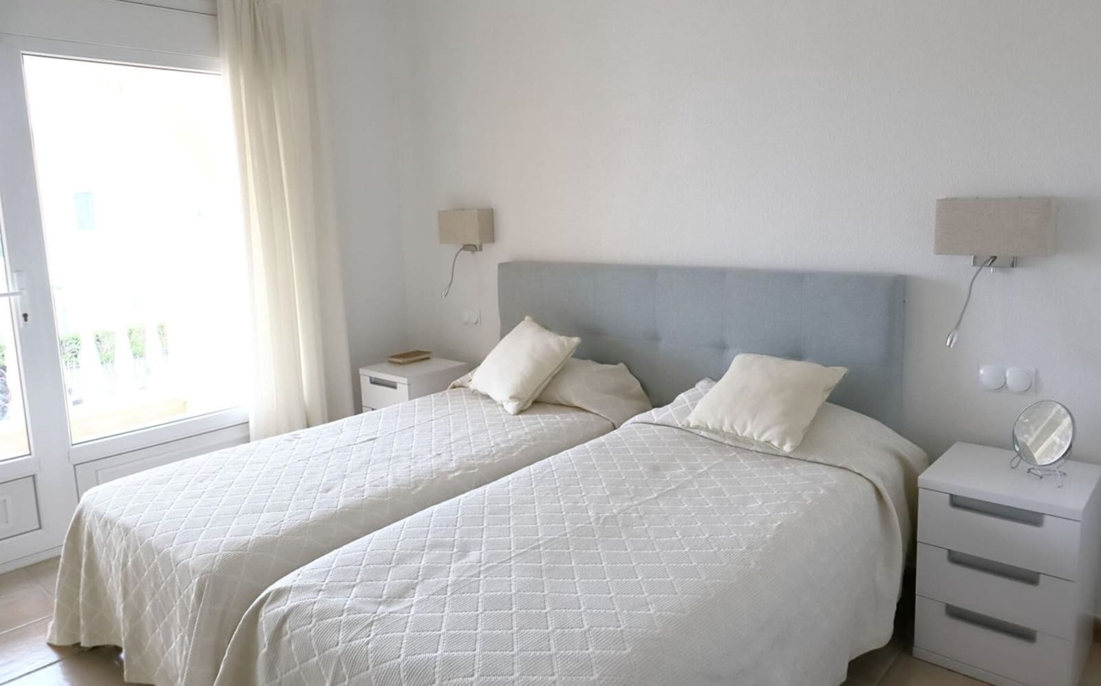 3 soveværelse Rækkehus til salg i Oliva med swimmingpool garage - € 455.000 (Ref: 9189478)