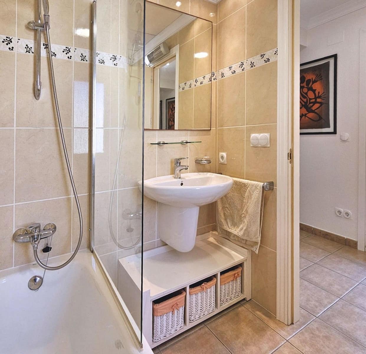 3 soveværelse Rækkehus til salg i Oliva med swimmingpool garage - € 455.000 (Ref: 9189478)