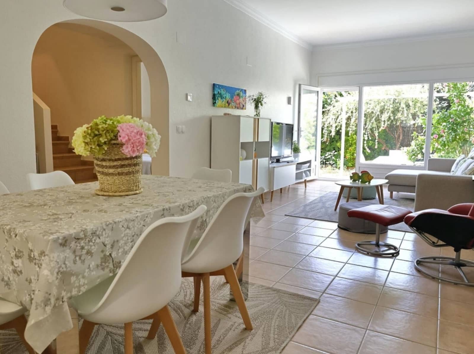 3 soveværelse Rækkehus til salg i Oliva med swimmingpool garage - € 455.000 (Ref: 9189478)