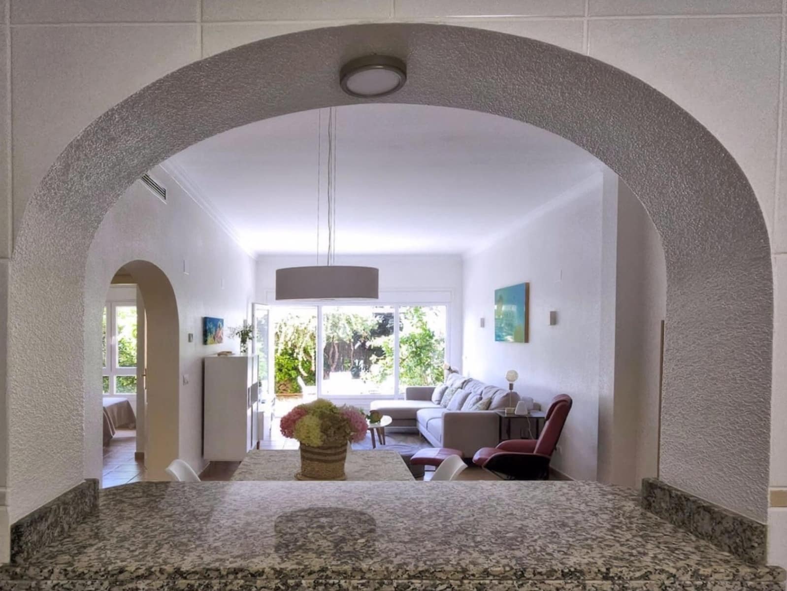 3 soveværelse Rækkehus til salg i Oliva med swimmingpool garage - € 455.000 (Ref: 9189478)