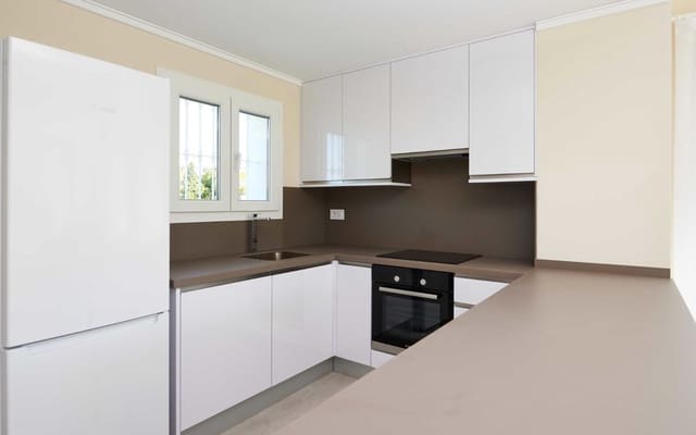 2 sypialnia Dom szeregowy na sprzedaż w Oliva Nova, Oliva z basenem garażem - 408 000 € (Ref: 9234994)