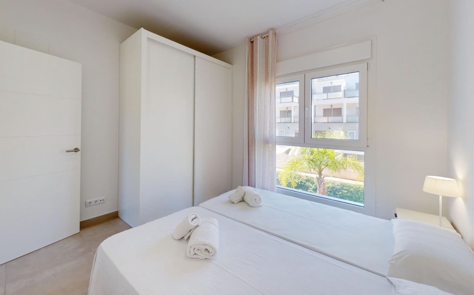 2 soveværelse Lejlighed til salg i Oliva med swimmingpool garage - € 294.000 (Ref: 9235171)