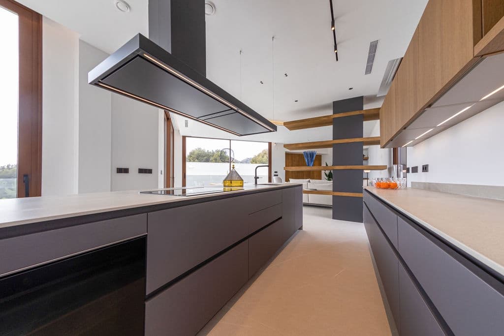 4 soverom Villa til salgs i La Nucia med svømmebasseng garasje - € 2 825 000 (Ref: 9239394)