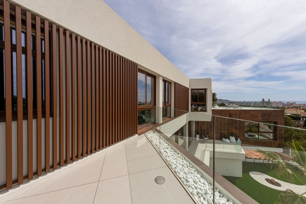 4 soverom Villa til salgs i La Nucia med svømmebasseng garasje - € 2 825 000 (Ref: 9239394)