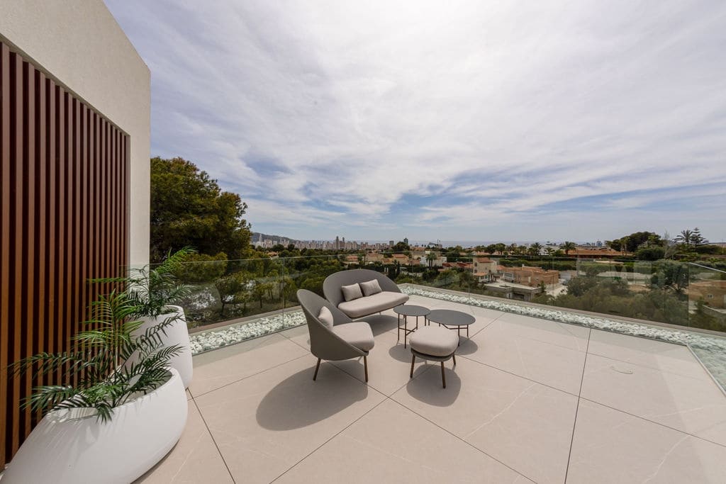 4 soverom Villa til salgs i La Nucia med svømmebasseng garasje - € 2 825 000 (Ref: 9239394)