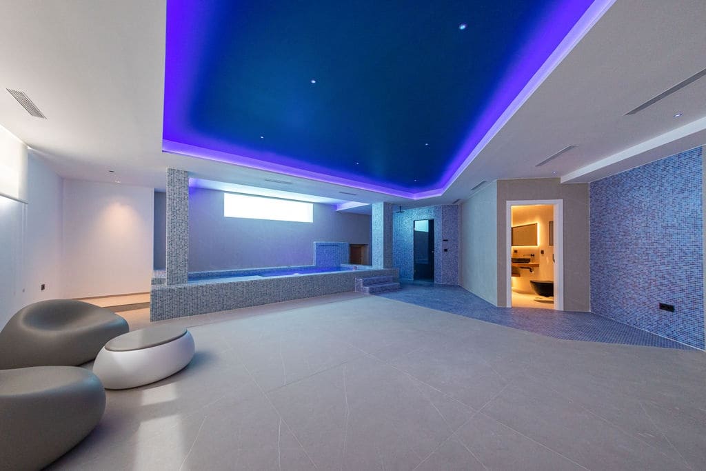 4 soverom Villa til salgs i La Nucia med svømmebasseng garasje - € 2 825 000 (Ref: 9239394)