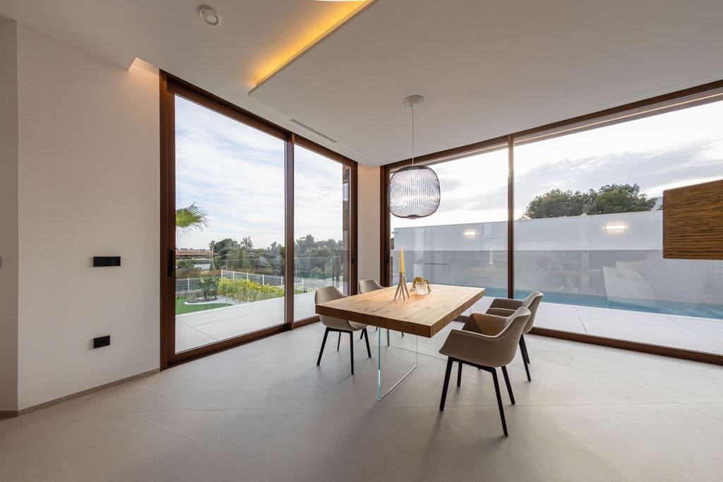 4 soverom Villa til salgs i La Nucia med svømmebasseng garasje - € 2 825 000 (Ref: 9239394)