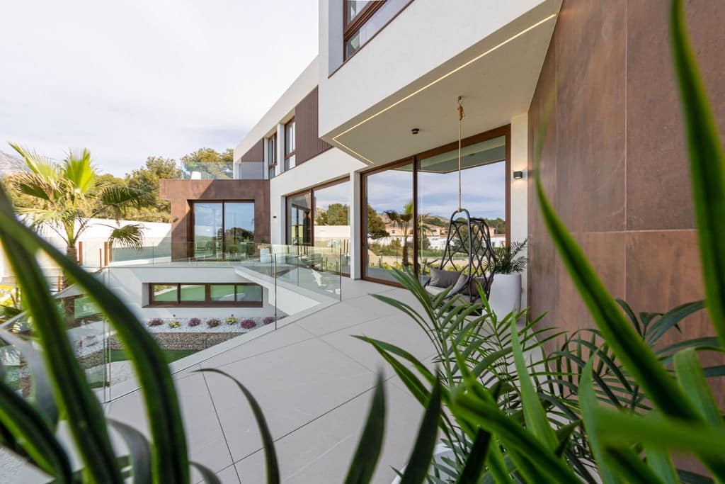 4 soverom Villa til salgs i La Nucia med svømmebasseng garasje - € 2 825 000 (Ref: 9239394)