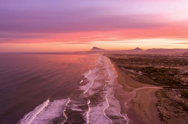 Apartamento de 3 habitaciones en Oliva Nova, Oliva en venta con piscina garaje - 240.000 € (Ref: 9254338)