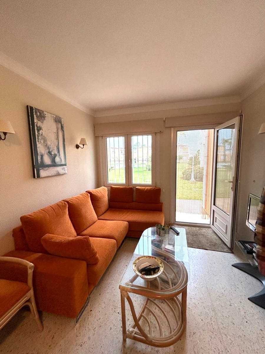 3 bedroom Apartment for sale in Oliva with pool garage - € 240,000 (Ref: 9254338)