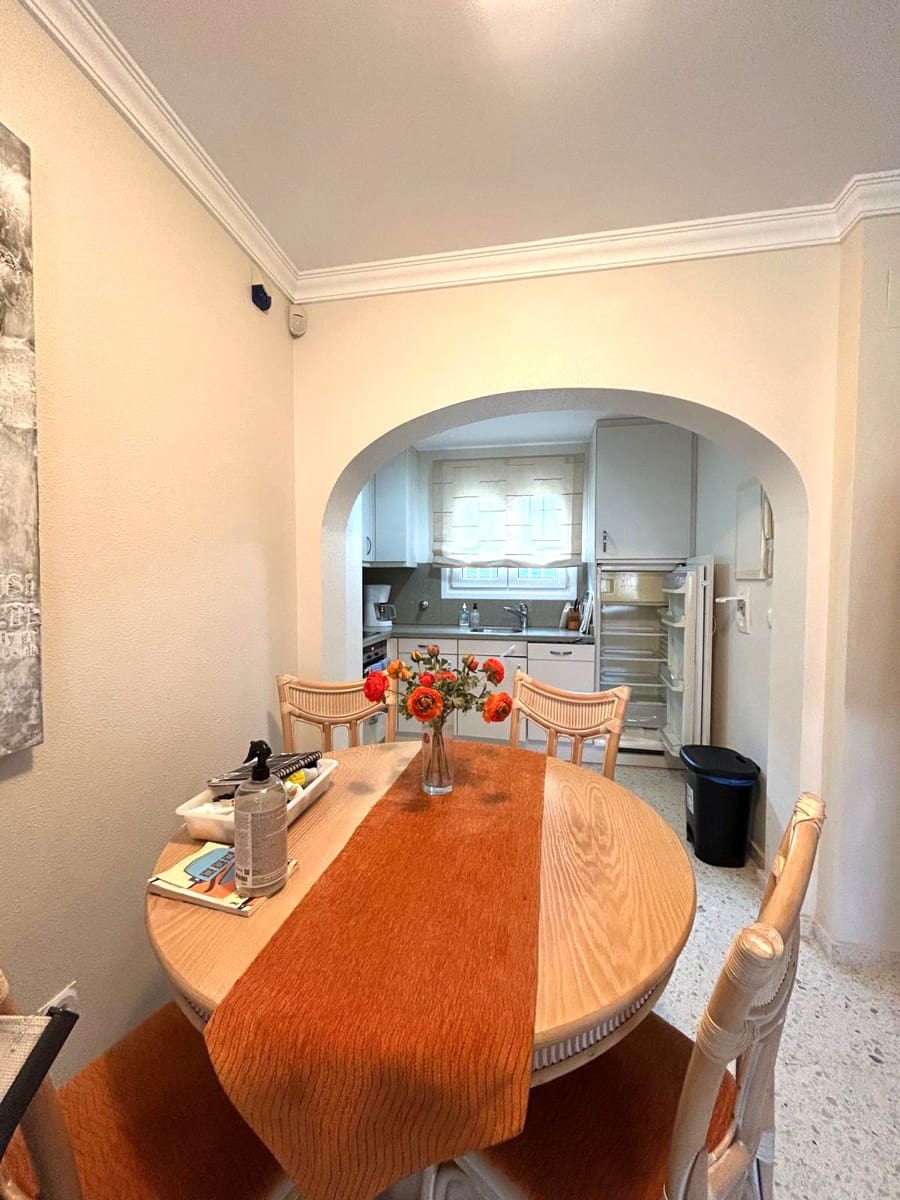 3 bedroom Apartment for sale in Oliva with pool garage - € 240,000 (Ref: 9254338)